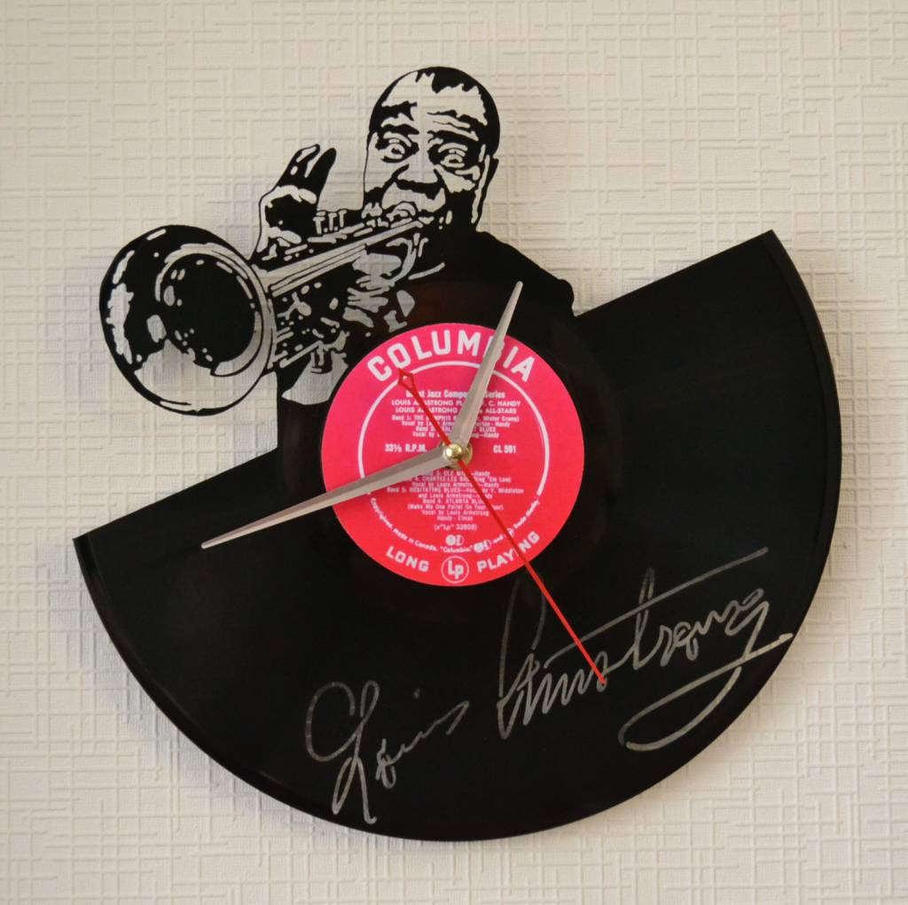 узор виниловых пластинок. самые маленькие виниловые пластинки. Måneskin пластинка. панно из виниловых пластинок. виниловые пластинки кемерово.